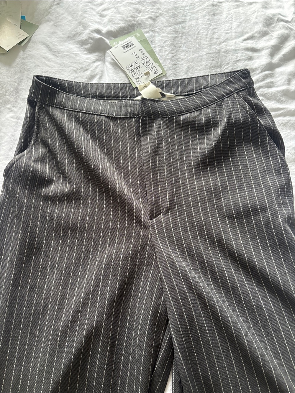 H&M Wide Leg Pinstripe Dress Pants - Charcoal